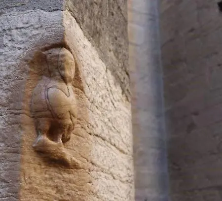 12, Dijon, Near Train Station Apartament