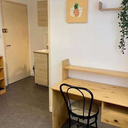 12, Dijon, Near Train Station * Dijon